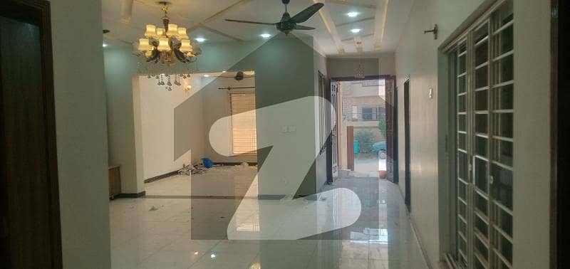 11 Marla house for Rent G-16 Islmamabad
