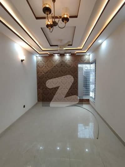 ملٹری اکاؤنٹس ہاؤسنگ سوسائٹی لاہور میں 3 کمروں کا 1 کنال مکان 80.0 ہزار میں کرایہ پر دستیاب ہے۔