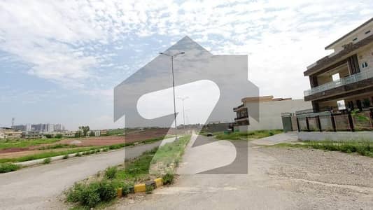 10 Marla Residential Plot For sale In The Perfect Location Of G-14/4
