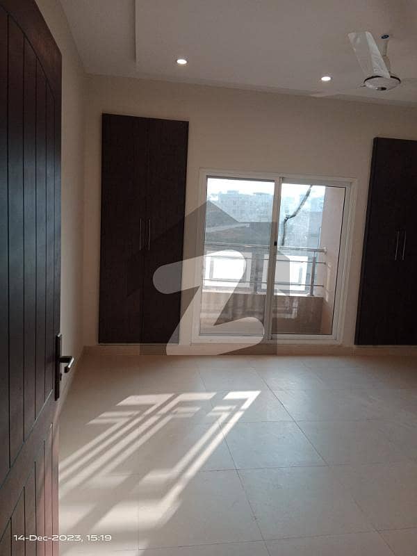 2 Bed Rooms Non-Furnished Apartment For sale