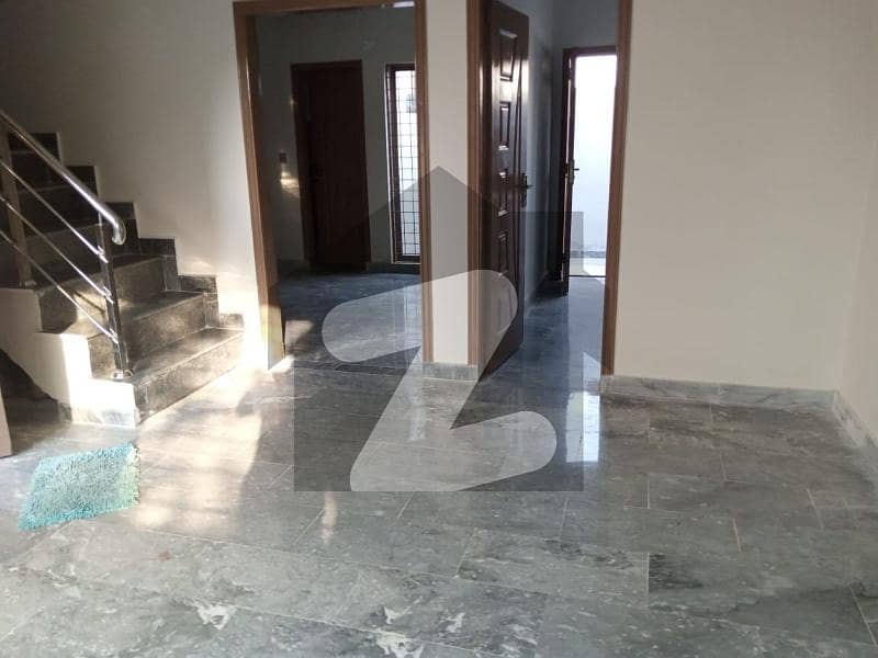7 Marla upper portion available for rent in New Lahore City Phase2