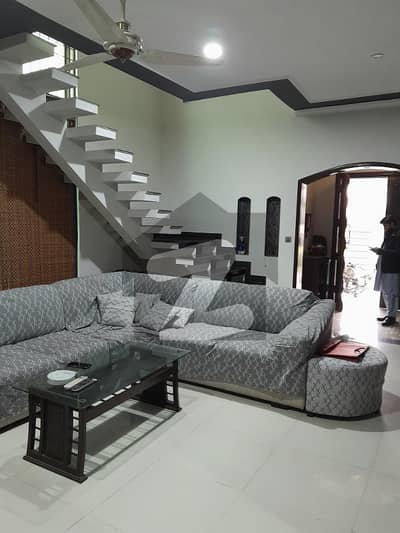 طارق گارڈنز ۔ بلاک اے طارق گارڈنز,لاہور میں 5 کمروں کا 12 مرلہ مکان 3.75 کروڑ میں برائے فروخت۔