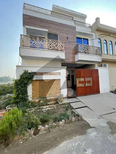 5 Marla House Is Available For Rent In HAfeez Garden Housing Scheme Canal Road Near Sozo Water Park Lahore.