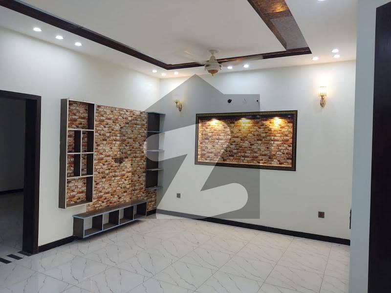 8 Marla House Available For Sale In Umar Block Sector B Bahria Town