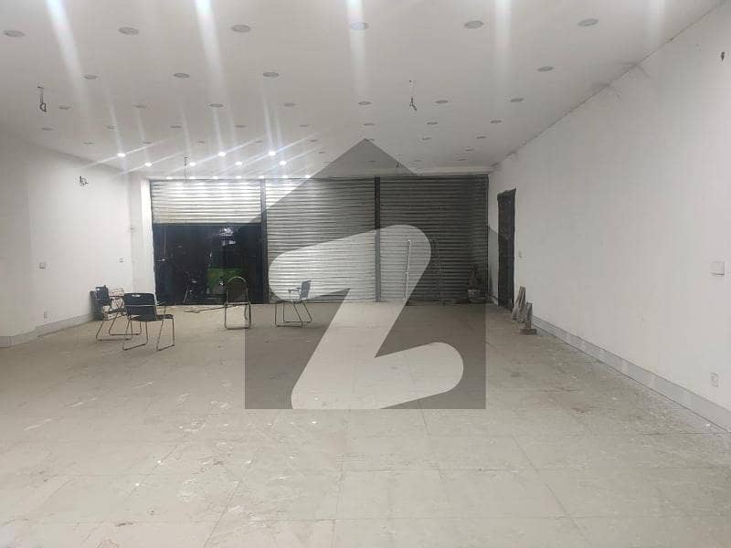 Commercial Shop Facing Eiffel Tower Available For Rent In Bahria Town Sector F