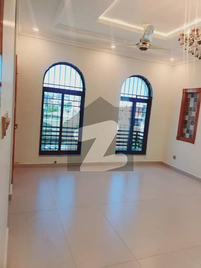 1 Kanal House for Sale in Topcity-1