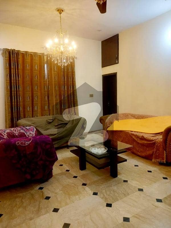 لال پل مغلپورہ,لاہور میں 6 کمروں کا 7 مرلہ مکان 2.0 کروڑ میں برائے فروخت۔