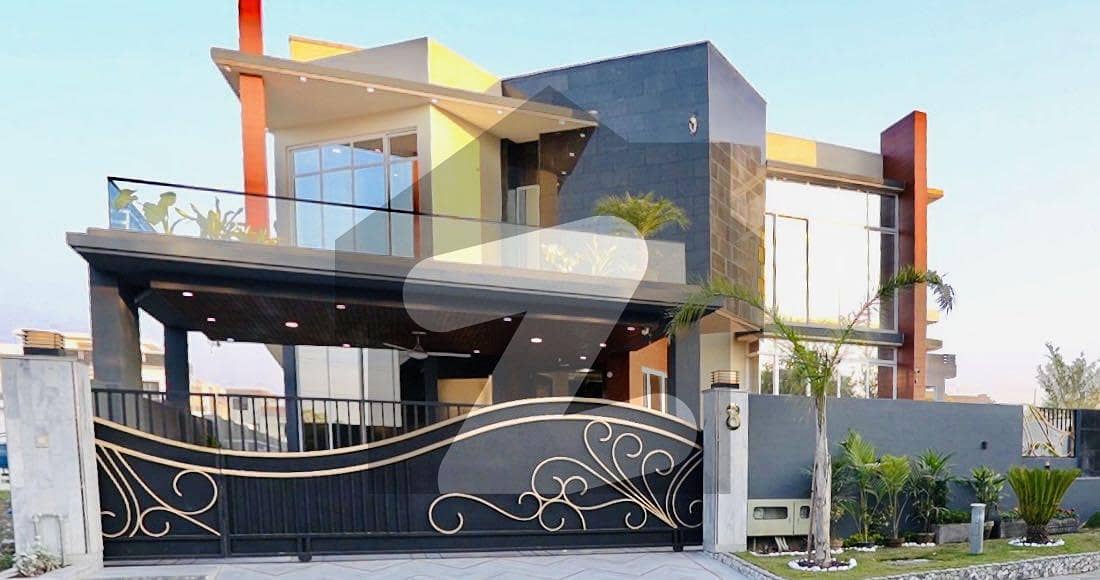 One Kanal Beautiful Luxurious Triple Unit House