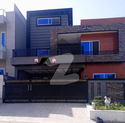 Specious 10 Marla Double Unit House In C1 Available For Sale 4.65 Crore In MPCHS Block C-1