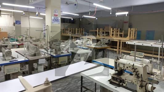 200 Sq Yard Full Rcc First Floor Factory Available For Rent 50 Kv Power Pluss Gas