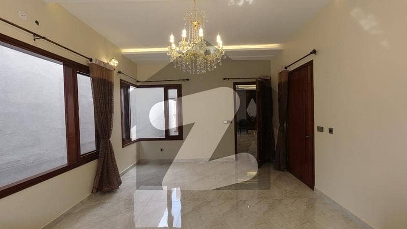 فیڈرل بی ایریا ۔ بلاک 13 فیڈرل بی ایریا,کراچی میں 11 کمروں کا 16 مرلہ مکان 2.5 لاکھ میں کرایہ پر دستیاب ہے۔