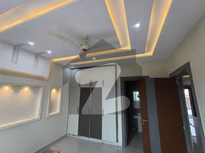 Beautiful Brand New 10 Marla Modern House For Sale In Zaraj Housing Society