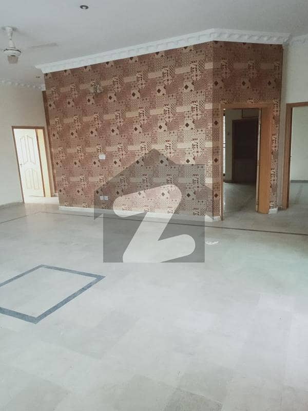 32 Marla Upper Portion With 4 Bed For Rent In EME Society Lahore