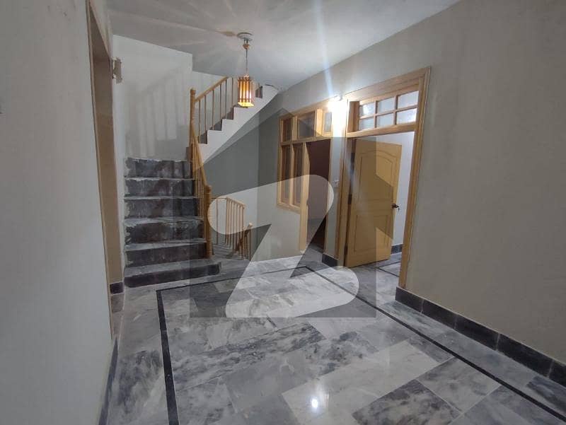 ارباب سبز علی خان ٹاؤن ورسک روڈ,پشاور میں 4 کمروں کا 2 مرلہ مکان 80.0 لاکھ میں برائے فروخت۔