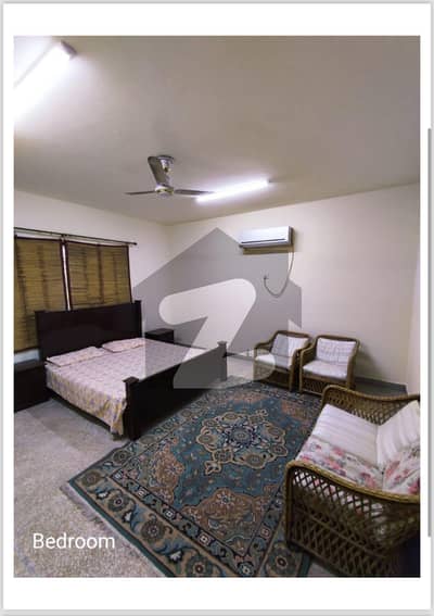 1 BED FURNISHED APARTMENT FOR RENT AVAILABLE IN DHA PHASE 1 M BLOCK NEAR NATIONAL HOSPITAL.