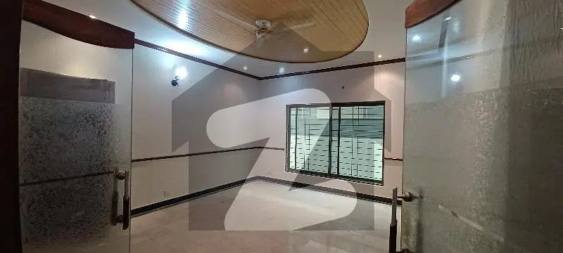 One Kanal 3 Beds Renovated Upper Portion For Rent In Phase 4, DHA