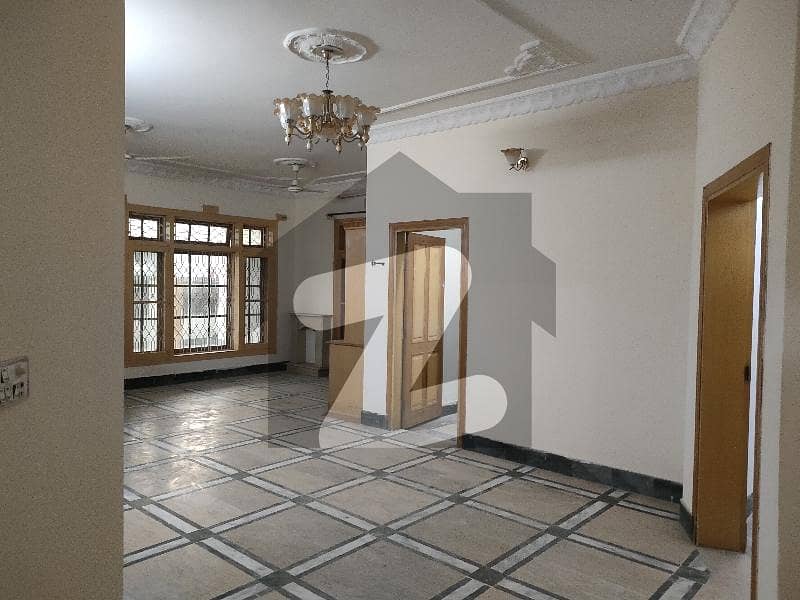 10 Marla Upper Portion House For Rent In Hayatabad Phase-4