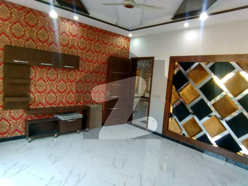 10 Marla House Available For Rent In Shaheen Block Sector B Bahria Town Lahore
