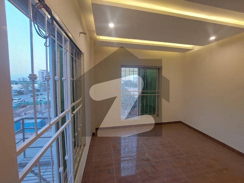 2 Bedroom Flat Available For Sale