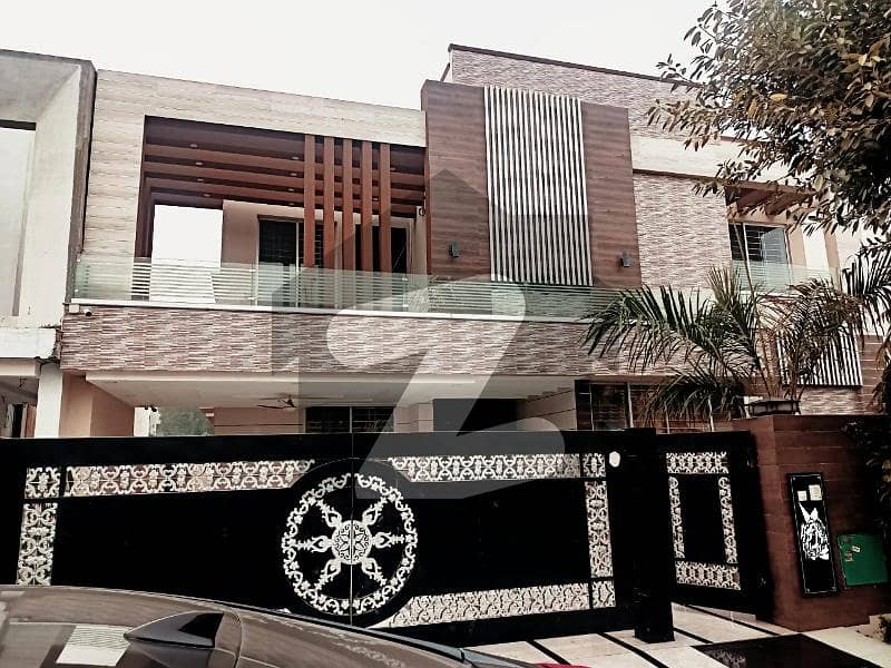 KANAL HOUSE AVAILABLE FOR RENT IN SECTOR C BAHRIA TOWN LAHORE