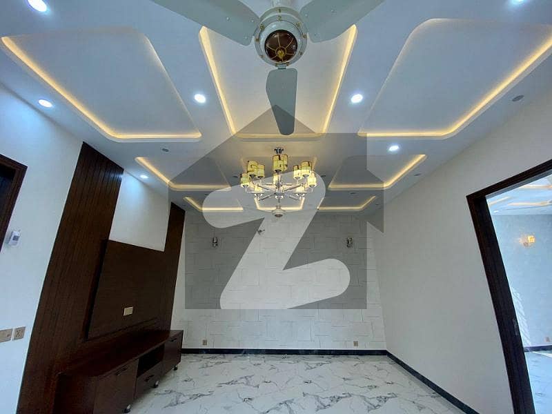 10 MARLA BRAND NEW LUXURY UPPER PORTION FOR RENT IN JASMINE BLOCK BAHRIA TOWN LAHORE FOR RENT