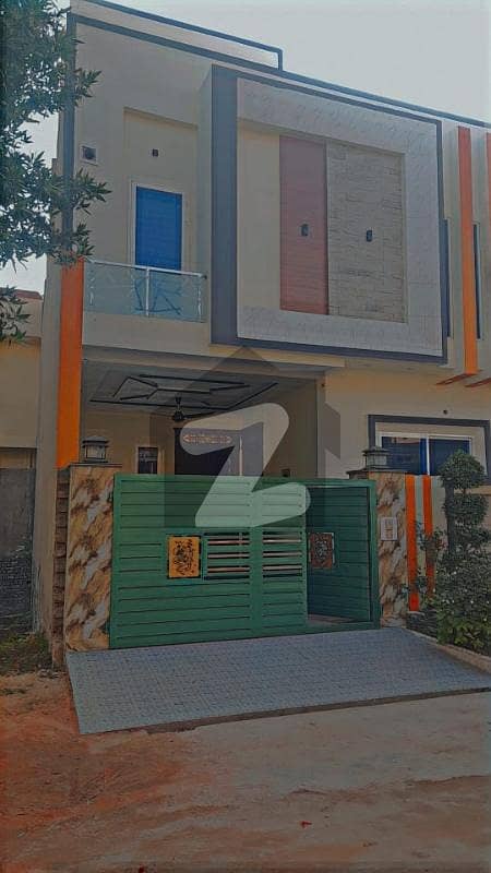 ڈی سی کالونی گوجرانوالہ میں 3 کمروں کا 5 مرلہ مکان 2.1 کروڑ میں برائے فروخت۔