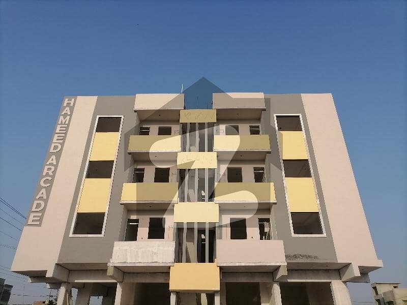 Prime Location Flat Is Available For sale In Meerut Society