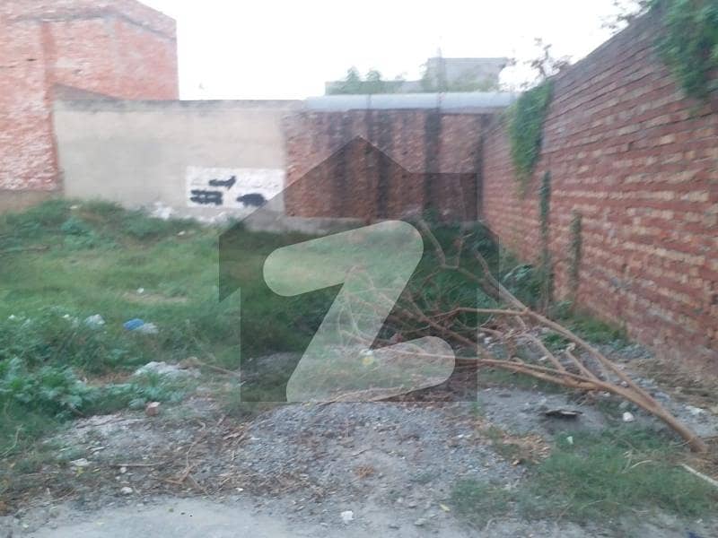 الحفیظ گارڈن جی ٹی روڈ,لاہور میں 5 مرلہ رہائشی پلاٹ 80.0 لاکھ میں برائے فروخت۔