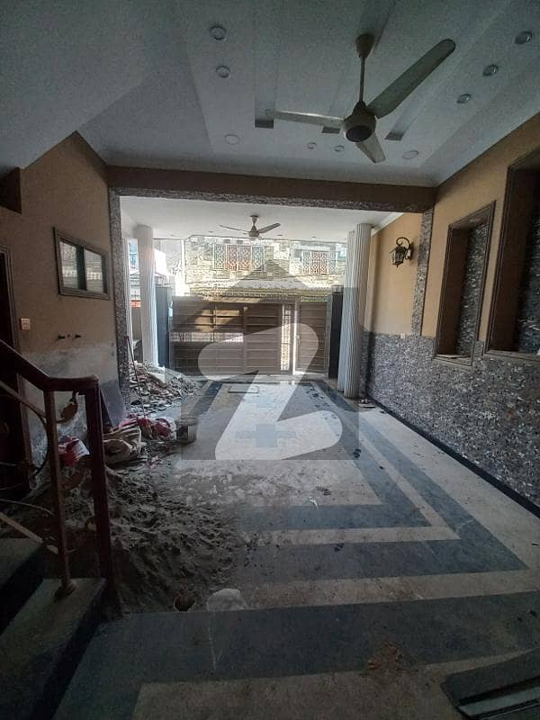 پی آئی اے کالونی راولپنڈی میں 3 کمروں کا 10 مرلہ زیریں پورشن 55.0 ہزار میں کرایہ پر دستیاب ہے۔
