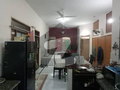 مدراس کوآپریٹو ہاؤسنگ سوسائٹی سکیم 33 - سیکٹر 17-اے,سکیم 33,کراچی میں 5 کمروں کا 8 مرلہ مکان 3.5 کروڑ میں برائے فروخت۔