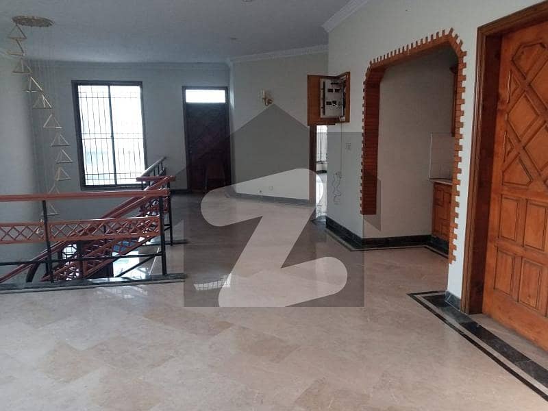 Luxurious 500 Yards Bungalow For Rent In DHA Phase 6 bahria near sultan masjid Prime Location