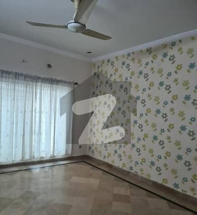 Upper Portion Of 9 Marla Available For Rent In Umar Block Sector B Bahria Town Lahore