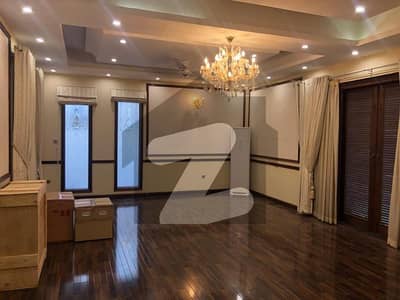 1000Sq Yard Furnished Luxurious House With Basement And Pool Available For Rent In Ideal Location DHA Phase 5