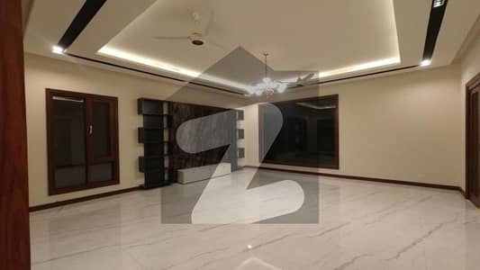 Prime Location 500 Square Yards House For sale Is Available In DHA Phase 8