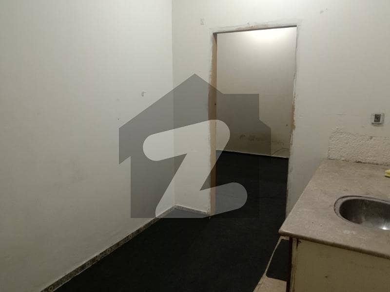 Apprtment Available For Rent In H3 Block JOHAR Town Lahore Johar Town