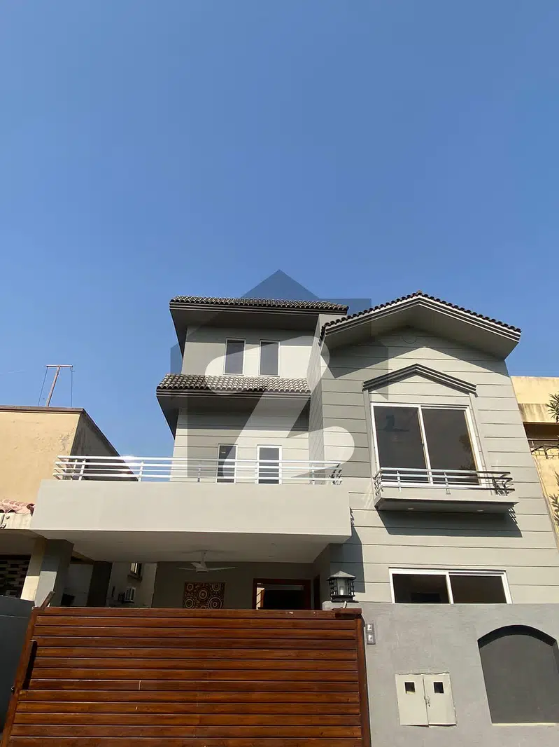 Renovated Double Unit House In Bahria Phase 4, Just Buy And Start Living For Sale