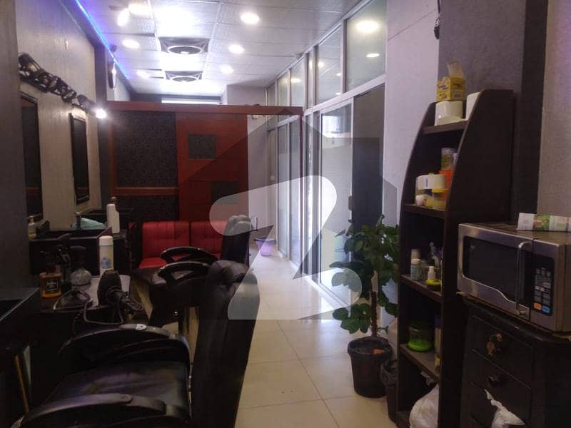 Shop With Basement Available For Rent In Muslim Commercial For Salon / Parlour