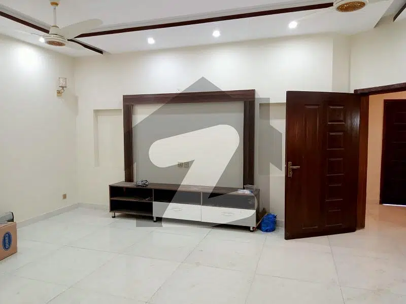 10 Marla Like A New Upper For Rent In Bahria Town