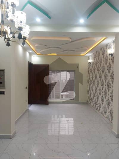 5 Marla Used House Upper Portion For Rent In Park View City Lahore.