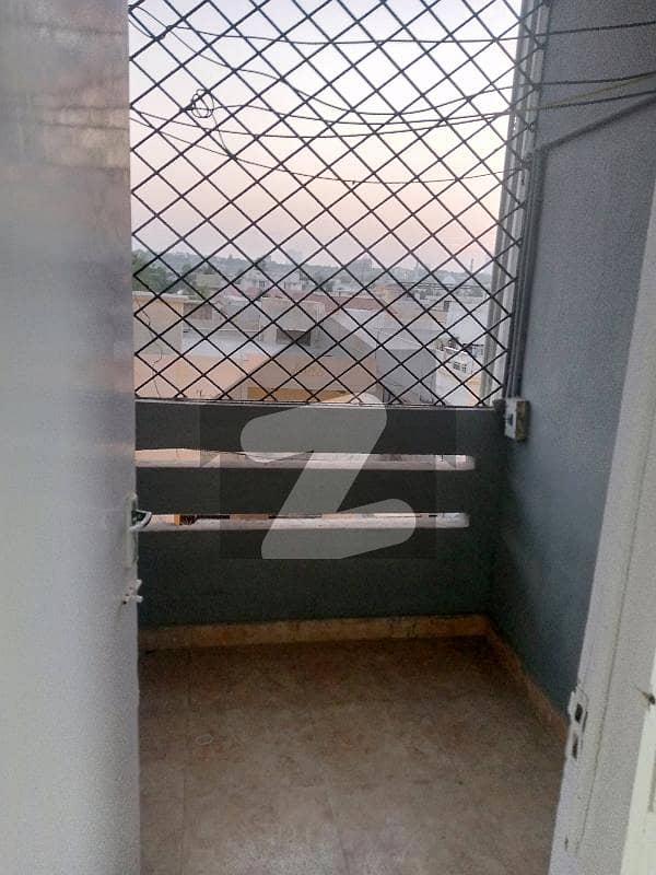 ڈی ایچ اے فیز 4 ڈی ایچ اے ڈیفینس,کراچی میں 3 کمروں کا 6 مرلہ فلیٹ 60.0 ہزار میں کرایہ پر دستیاب ہے۔