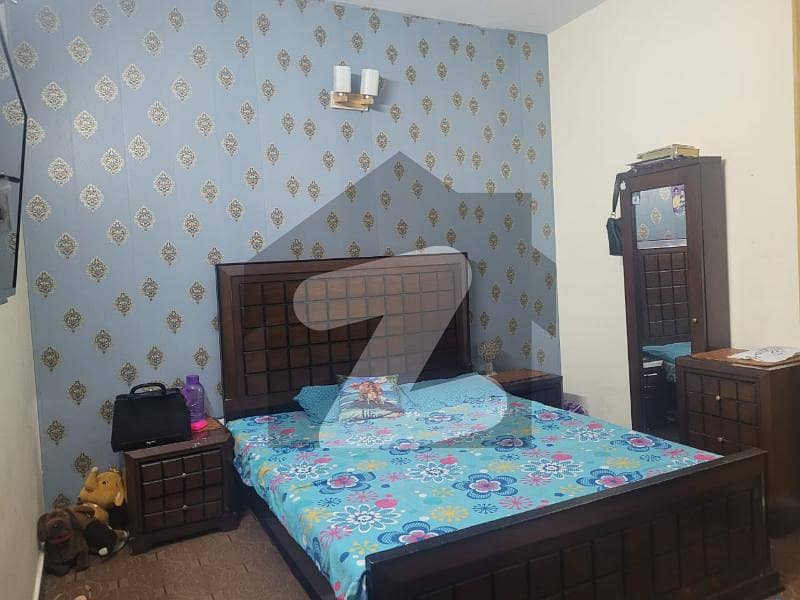صادق آباد راولپنڈی میں 4 کمروں کا 4 مرلہ مکان 1.45 کروڑ میں برائے فروخت۔