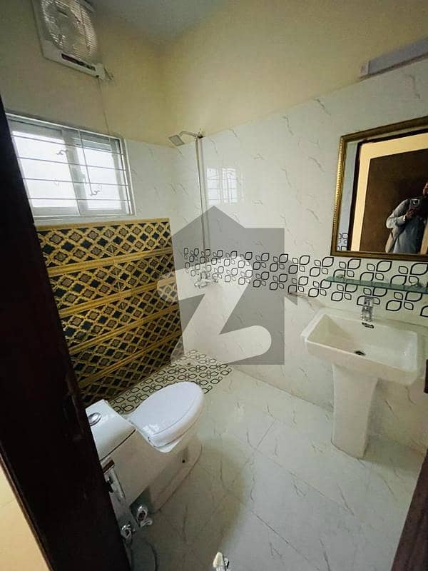 نشیمنِ اقبال فیز 2 نشیمنِ اقبال,لاہور میں 5 کمروں کا 5 مرلہ مکان 75.0 ہزار میں کرایہ پر دستیاب ہے۔