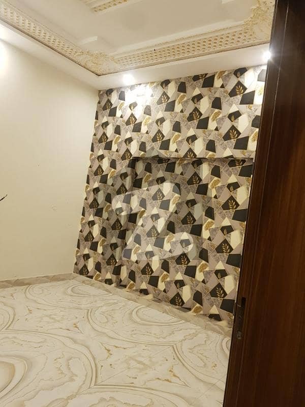شاہ فرید ملتان روڈ,لاہور میں 3 کمروں کا 2 مرلہ مکان 78.0 لاکھ میں برائے فروخت۔