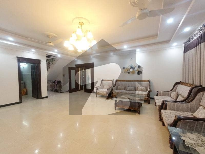 Tripple Storey 1 Kanal House Available In DHA Phase 2 - Sector H For Sale