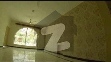 جی ۔ 9/3 جی ۔ 9,اسلام آباد میں 6 کمروں کا 14 مرلہ مکان 9.2 کروڑ میں برائے فروخت۔