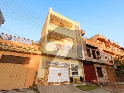 Sabzazar Scheme - Block Q House For sale Sized 5 Marla