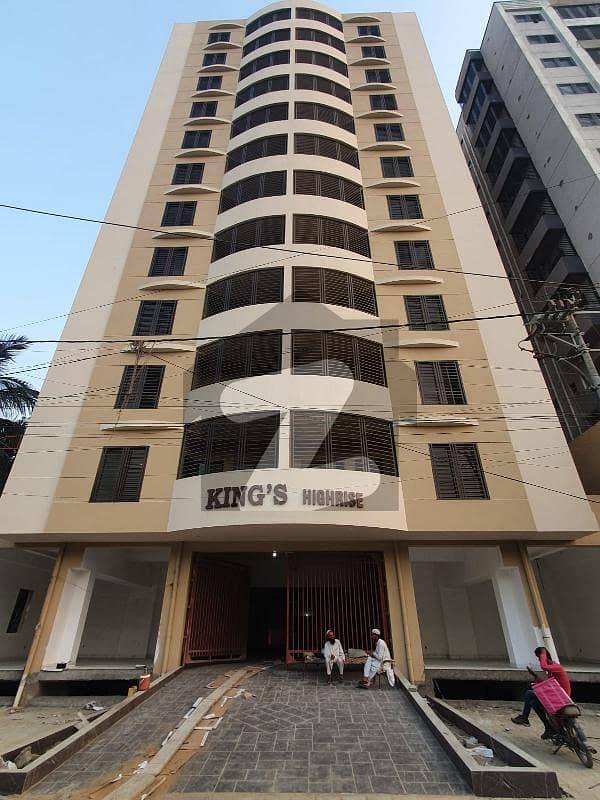 کنگز ہائی رائز آپارٹمنٹس گلستانِِ جوہر ۔ بلاک 2,گلستانِ جوہر,کراچی میں 4 کمروں کا 9 مرلہ فلیٹ 2.2 کروڑ میں برائے فروخت۔