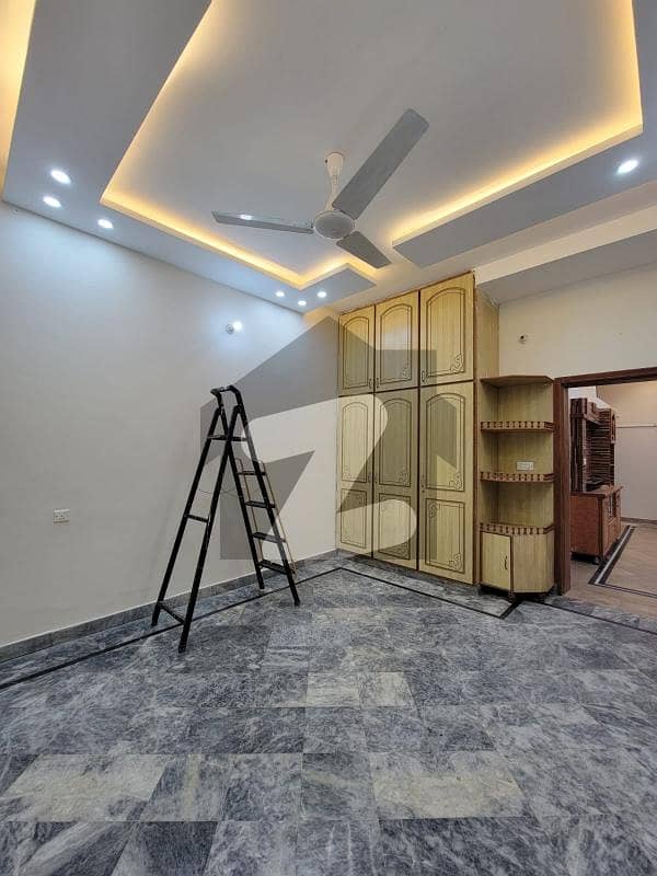 8 MARLA LOWER PORTION AVAILABLE FOR RENT IN MILITARY ACCOUNT HOUSING SOCIETY COLLEGE ROAD LAHORE