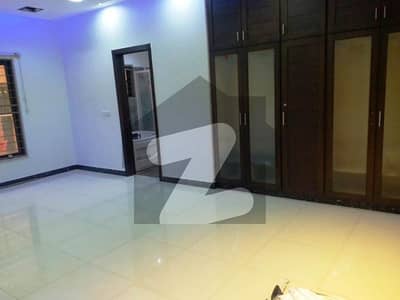 Out Of Market Option 3 Beds Lower Portion Of 1 Kanal On Top Location For Rent In Phase 5 DHA Lahore