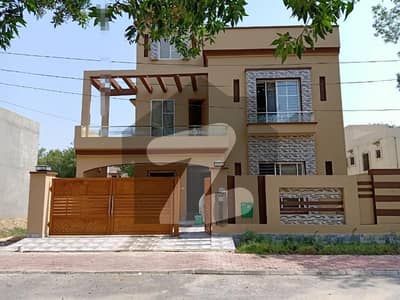 10 Marla Beautiful House For Sale In Prime Location